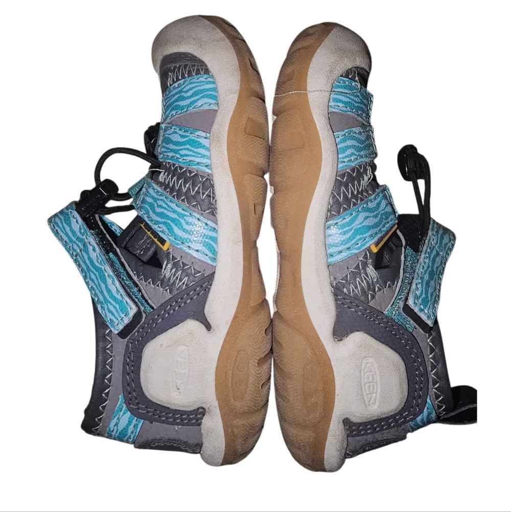 Keen Kids Aqua-Ready Closed-Toe Sandals in Teal and Gray